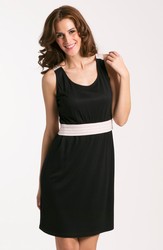 A pretty look is for sure after wearing black dresses