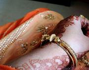 Pick Unique yet Emotion-Enriched Karwachauthgifts for Wife!