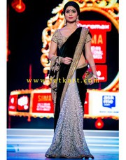 Get Replica Sarees at Highly Discounted Price