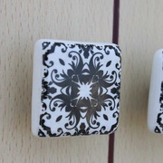 Black Square Knob - Indianshelf