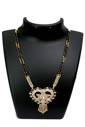 Buy your wedding jewellery from popular brand in Kartinmart