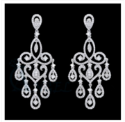 METAL DESIGNING CHANDELIER EARRINGS