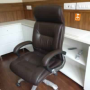 EBC-1116 Boss Chair