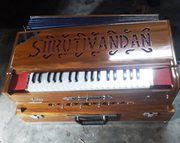 Best Quality and Long Lasting Harmonium Manufacturers in Kolkata